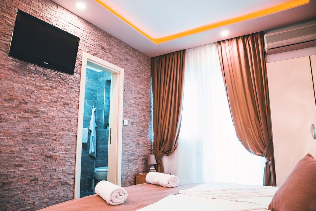 Guest House S-Lux Petrovac 외부 사진