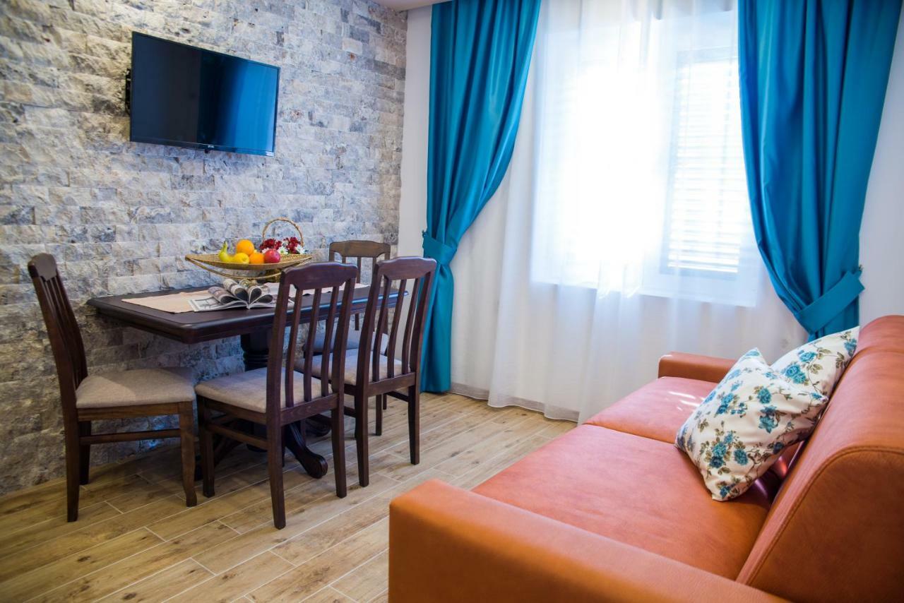 Guest House S-Lux Petrovac 외부 사진